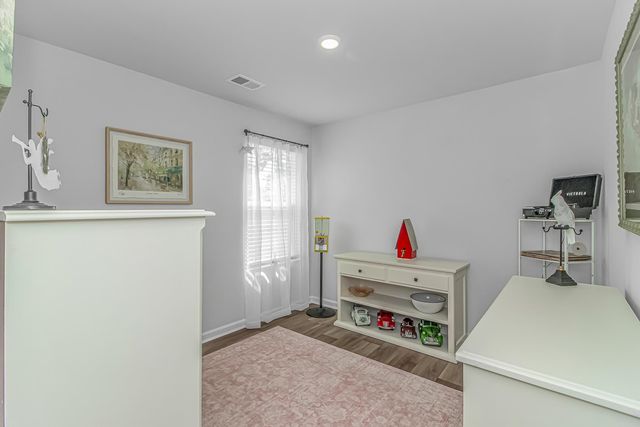 240 Birchwood Dr., Longs, SC 29568