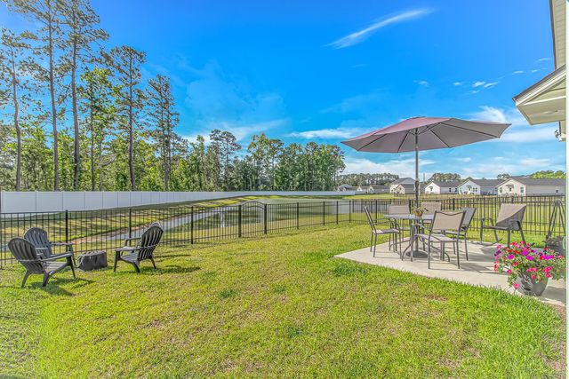 240 Birchwood Dr., Longs, SC 29568