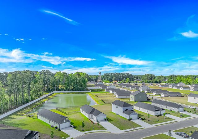 240 Birchwood Dr., Longs, SC 29568