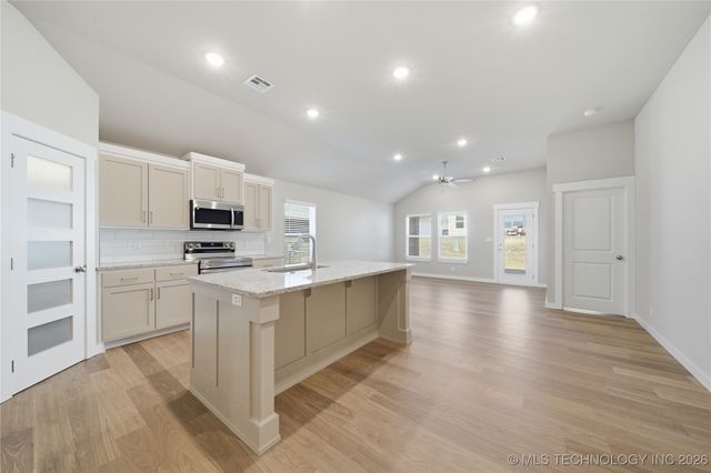 14627 E 39th Place S, Tulsa, OK 74134