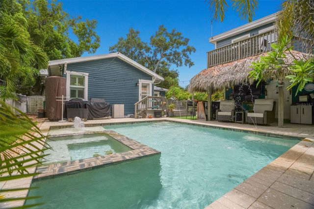 636 WILKIE STREET, Dunedin, FL 34698