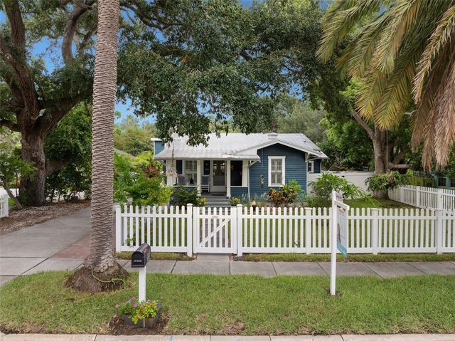636 WILKIE STREET, Dunedin, FL 34698