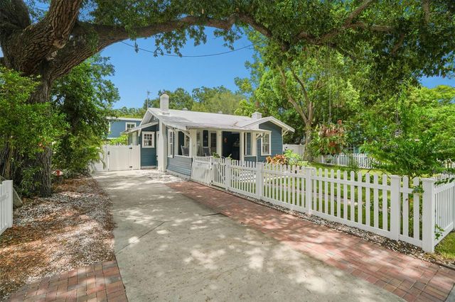 636 WILKIE STREET, Dunedin, FL 34698