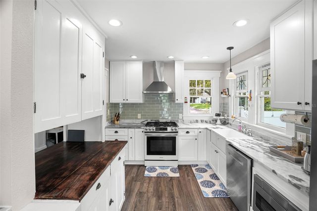 636 WILKIE STREET, Dunedin, FL 34698
