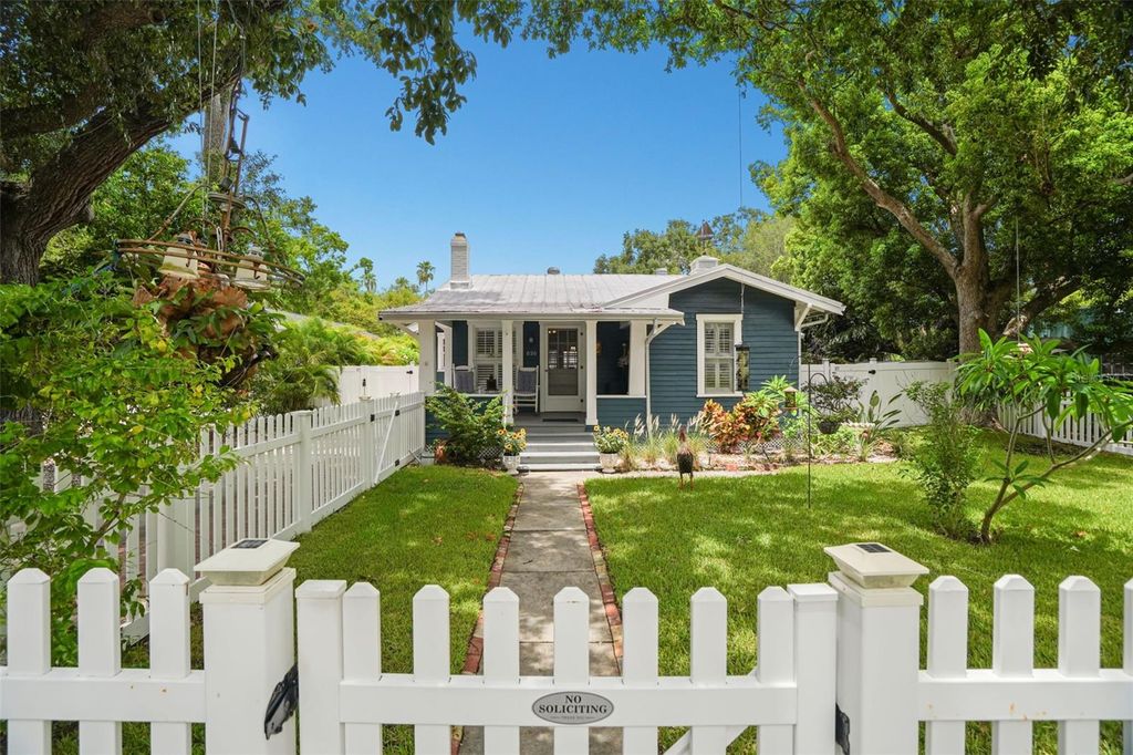 636 WILKIE STREET, Dunedin, FL 34698