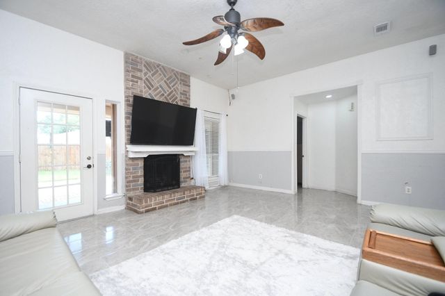 7514 Split Oak Court, Houston, TX 77040