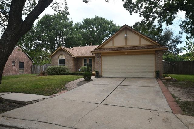 7514 Split Oak Court, Houston, TX 77040