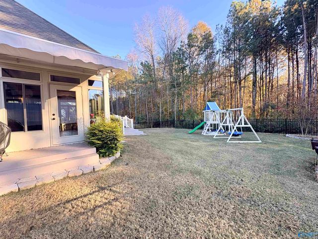 2704 Cherokee Ridge Drive, Cherokee Ridge, AL 35175