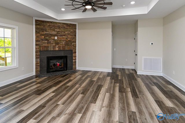 341 Summit Lakes Drive, Athens, AL 35613