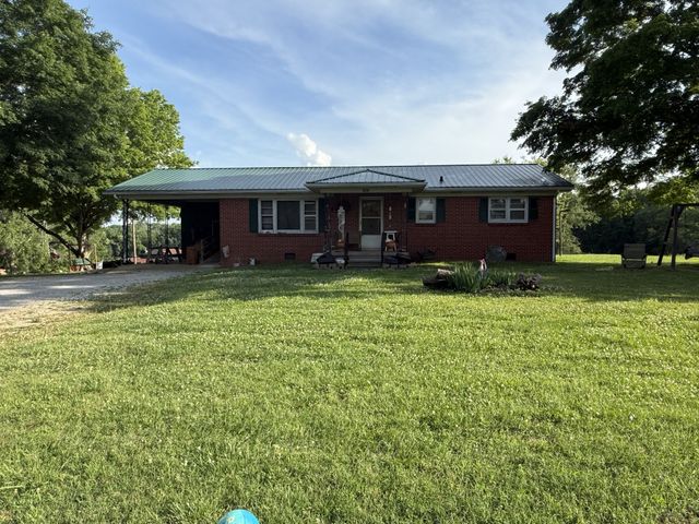 485 W Grinders Switch Rd, Centerville, TN 37033