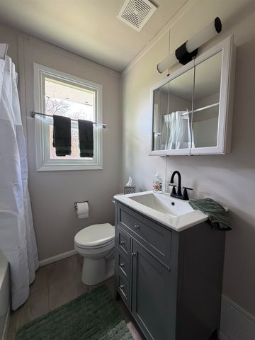 2921 W Bismark Ave, Spokane, WA 99205
