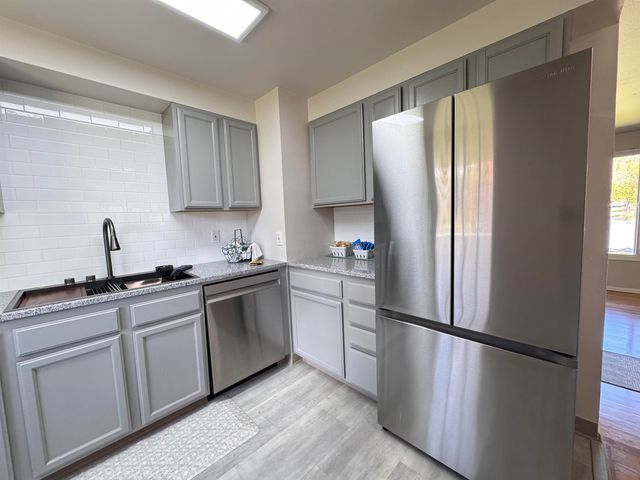 2921 W Bismark Ave, Spokane, WA 99205