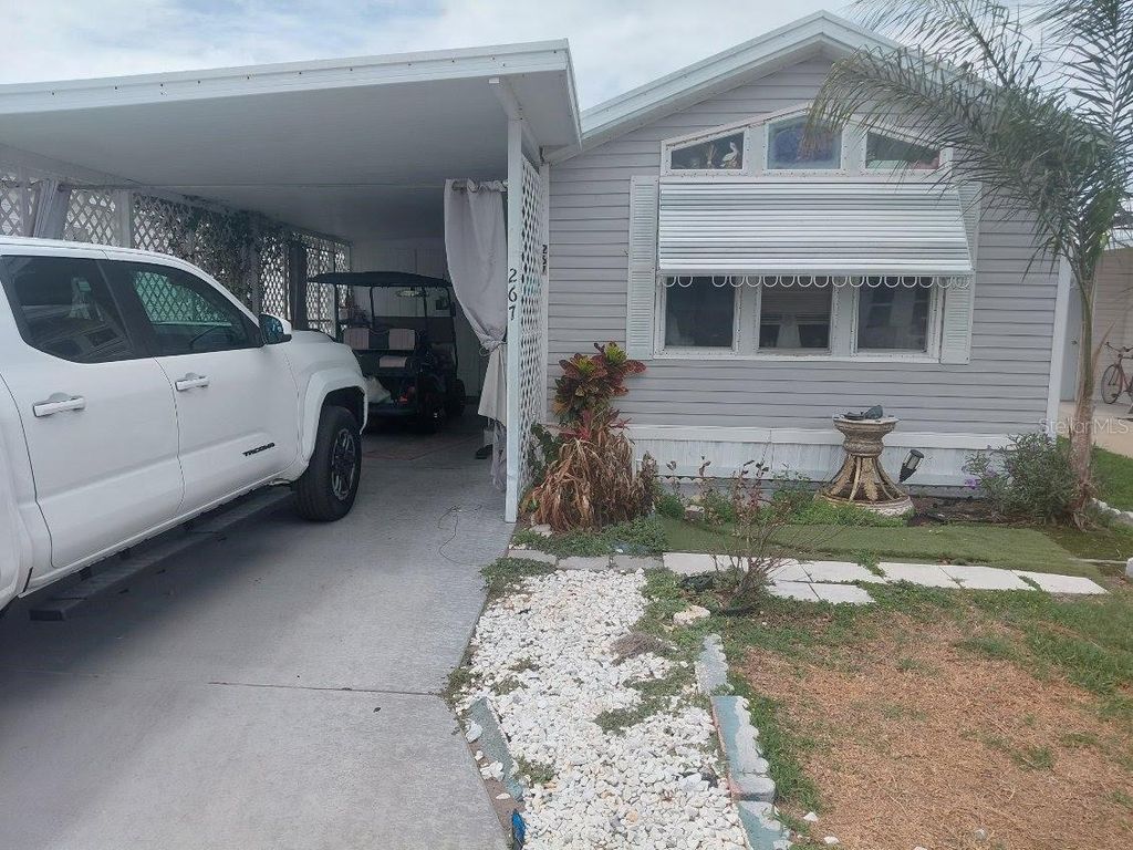 267 BIG PINE AVENUE N, Frostproof, FL 33843