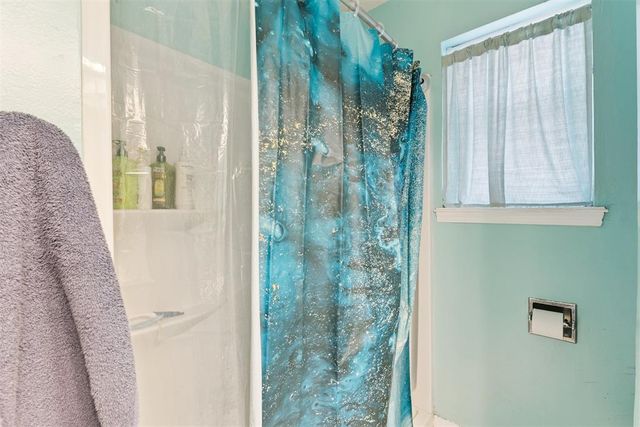 6441 N Sterling Drive, Oklahoma City, OK 73132