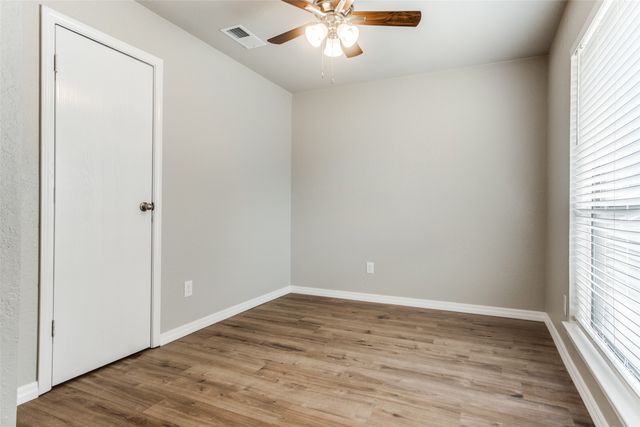 3000 Hilltop Drive, Euless, TX 76039