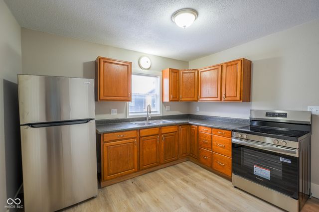 406 W 6th Street, Anderson, IN 46016