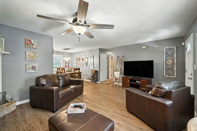479 Villa Drive, Ellijay, GA 30540