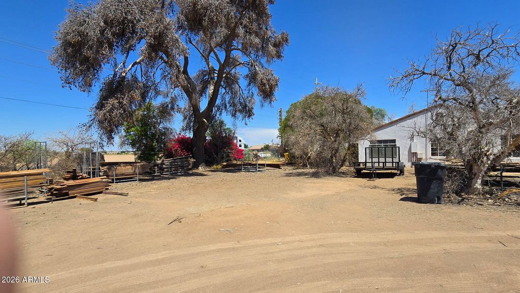 Image 24 of property listing at 6803 S MILLER Road, Buckeye, AZ 85326