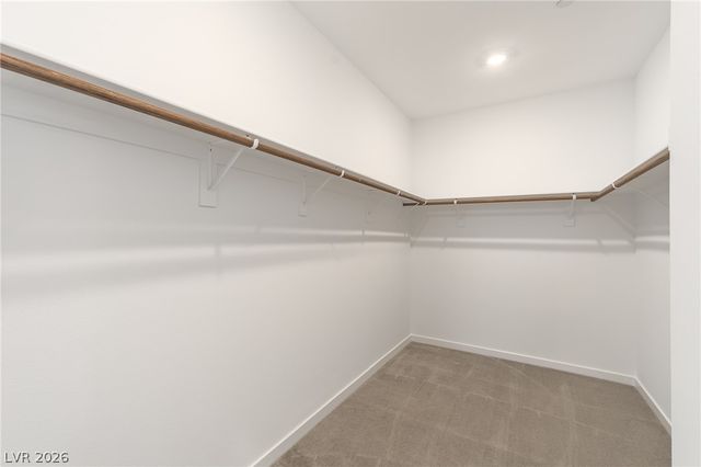 9952 Kimura Hills Avenue, Las Vegas, NV 89129