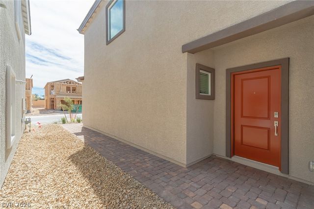 9952 Kimura Hills Avenue, Las Vegas, NV 89129