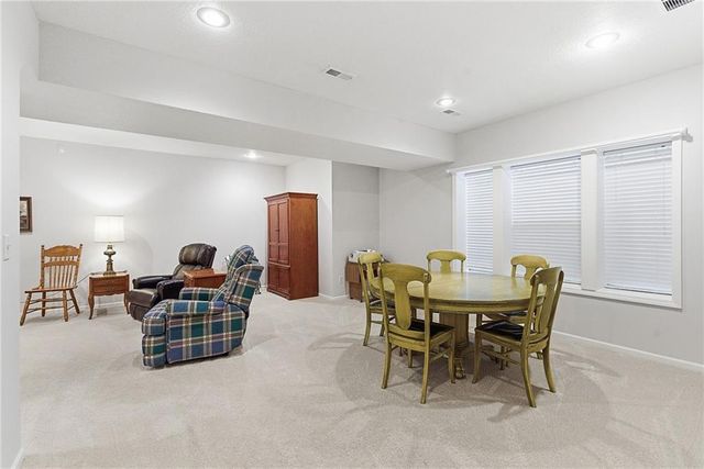 15732 S Sunset Drive 800, Olathe, KS 66062
