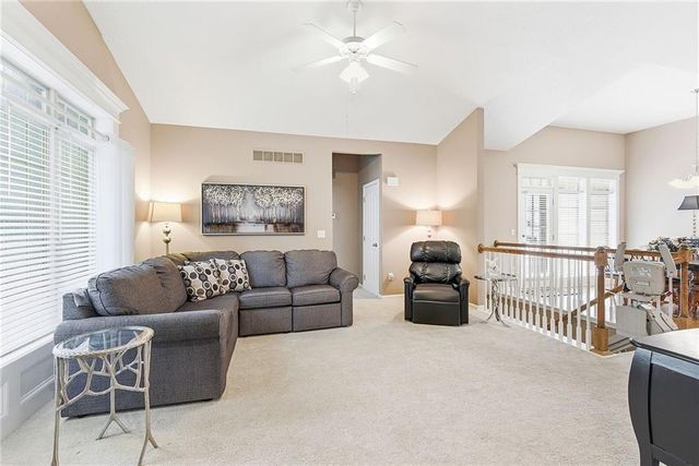 15732 S Sunset Drive 800, Olathe, KS 66062