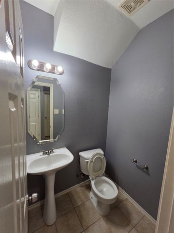 7926 Greengate Drive, Dallas, TX 75249