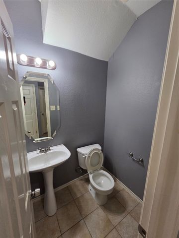 7926 Greengate Drive, Dallas, TX 75249