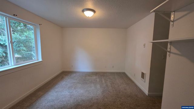 4792 Lancaster Unit 124 Dr NE, Salem, OR 97305