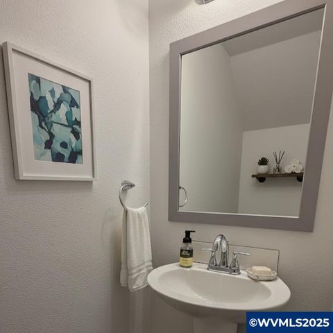 4792 Lancaster Unit 124 Dr NE, Salem, OR 97305
