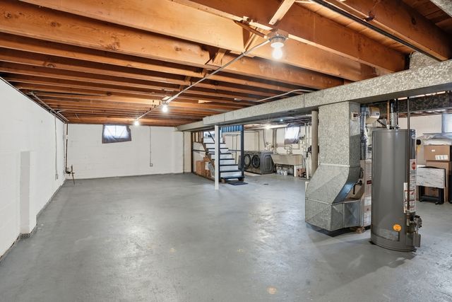 537 E 161st Place, South Holland, IL 60473