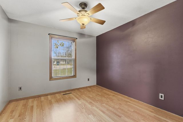 103 Arrowhead Road, Willard, MO 65781