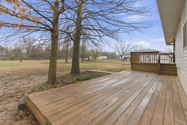 103 Arrowhead Road, Willard, MO 65781