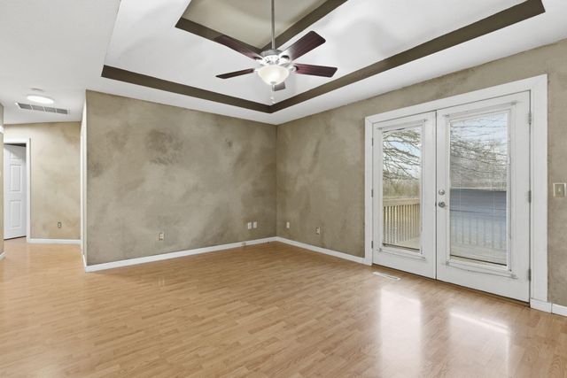 103 Arrowhead Road, Willard, MO 65781