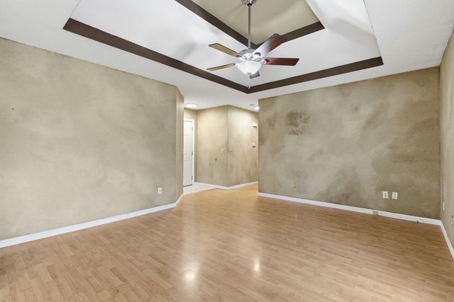 103 Arrowhead Road, Willard, MO 65781