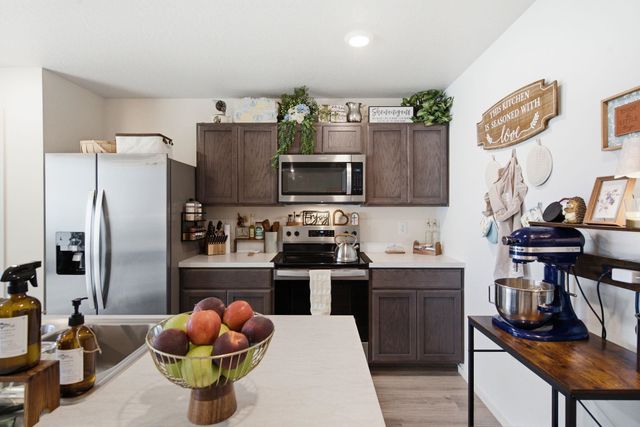 1712 E B St, Deer Park, WA 99006