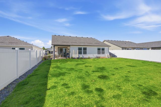 1712 E B St, Deer Park, WA 99006