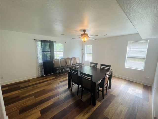 309 Douglas Street, Berryville, AR 72616