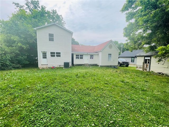 309 Douglas Street, Berryville, AR 72616