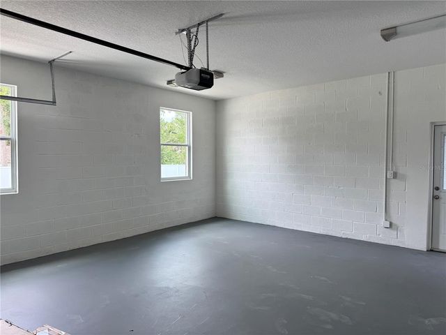 37549 TERI COURT, Dade City, FL 33525