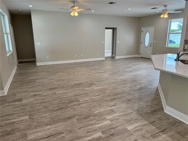 37549 TERI COURT, Dade City, FL 33525