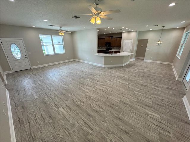 37549 TERI COURT, Dade City, FL 33525