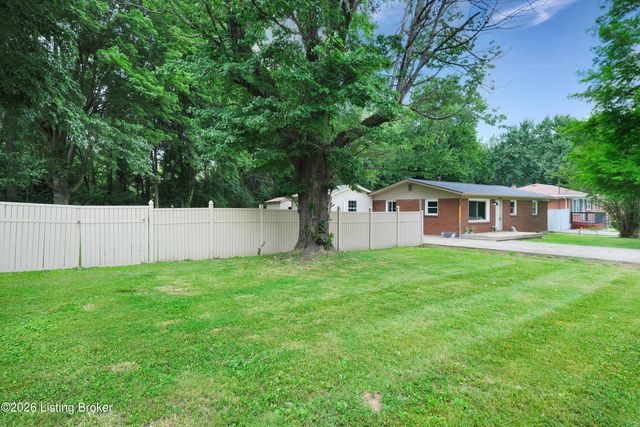 11204 Blue Lick Rd, Louisville, KY 40229