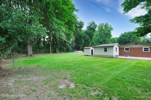 11204 Blue Lick Rd, Louisville, KY 40229