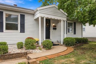 9458 Mackenzie Road, Affton, MO 63123