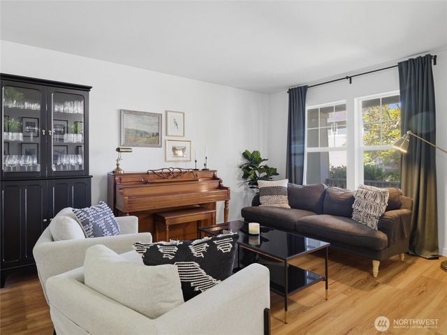 1179 Griggs Street, Dupont, WA 98327