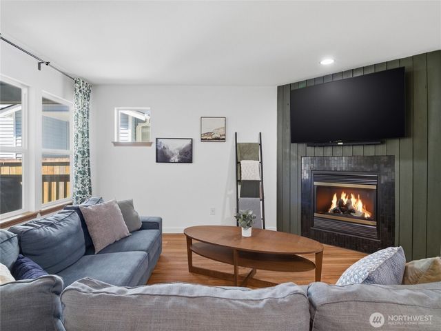1179 Griggs Street, Dupont, WA 98327