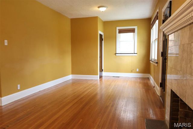 6406 Woodbine Court, St Louis, MO 63109