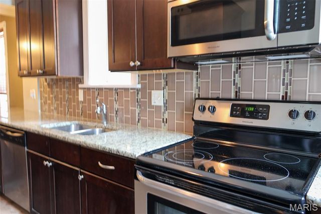 6406 Woodbine Court, St Louis, MO 63109