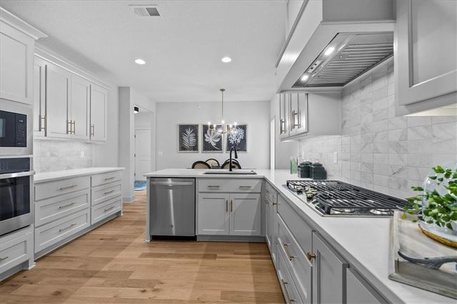 7219 Allman Drive, Shawnee, KS 66217